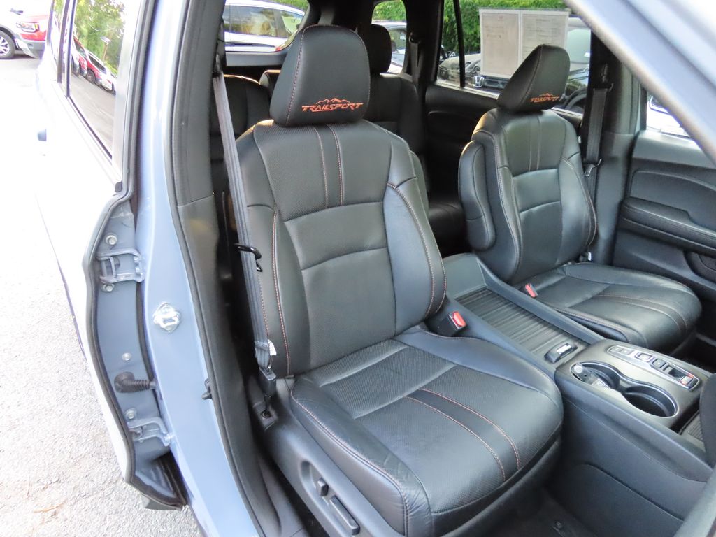 Thumbnail: 2023 Honda Passport - 23