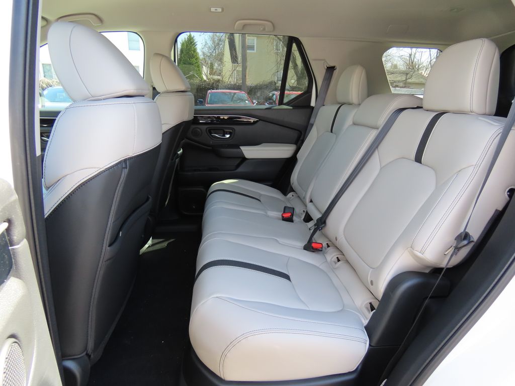 Thumbnail: 2026 Honda Passport - 12