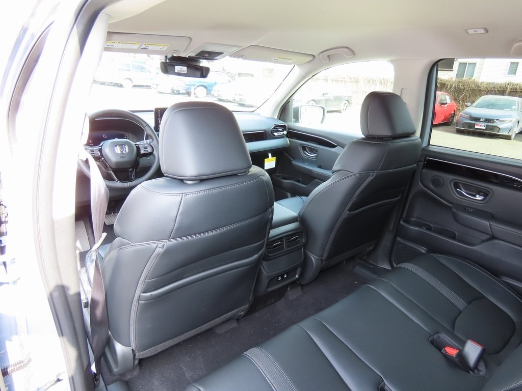 Thumbnail: 2026 Honda Passport - 17