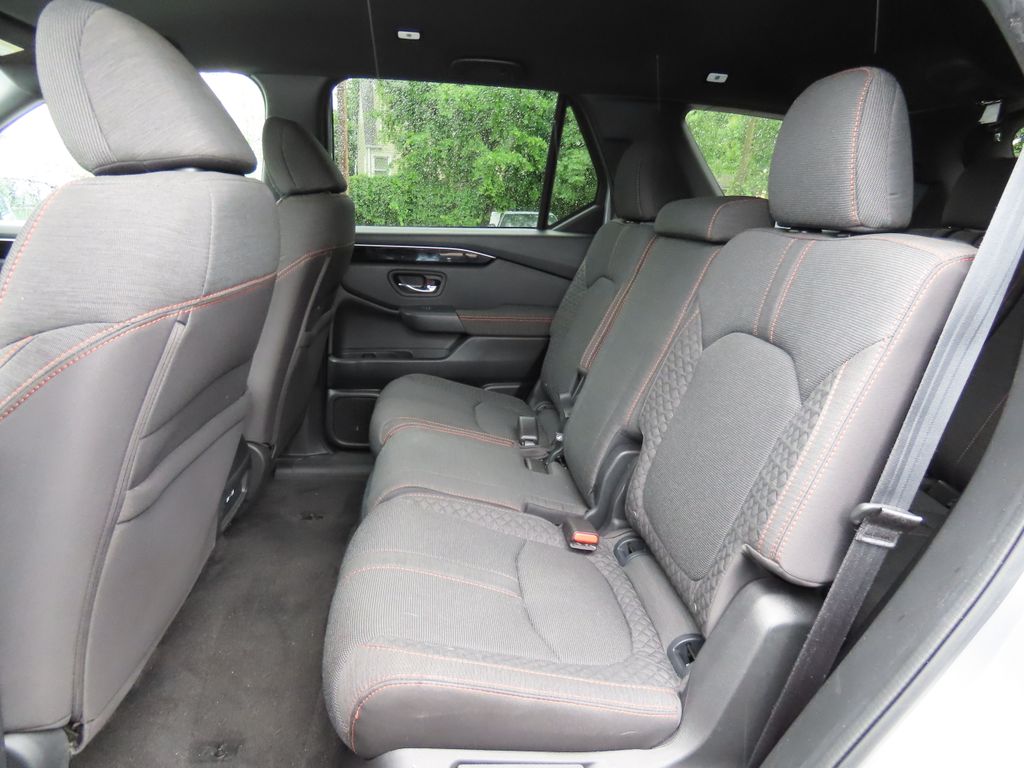 Thumbnail: 2023 Honda Pilot - 12