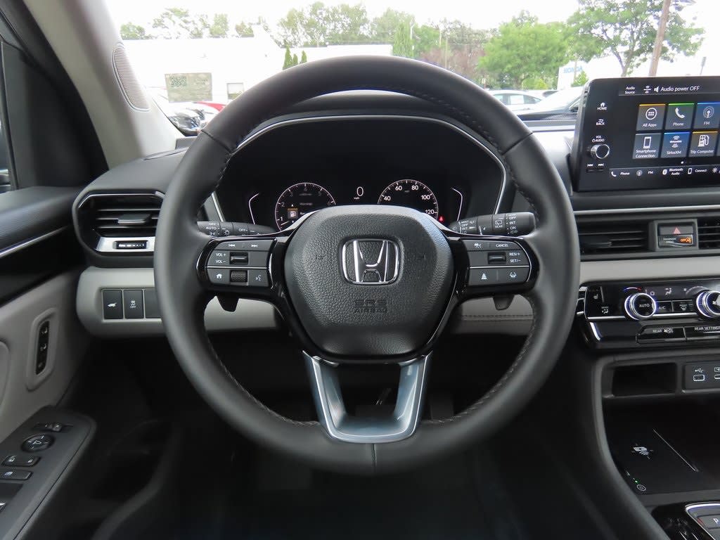 Thumbnail: 2025 Honda Pilot - 14