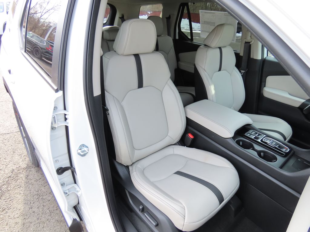Thumbnail: 2026 Honda Pilot - 11
