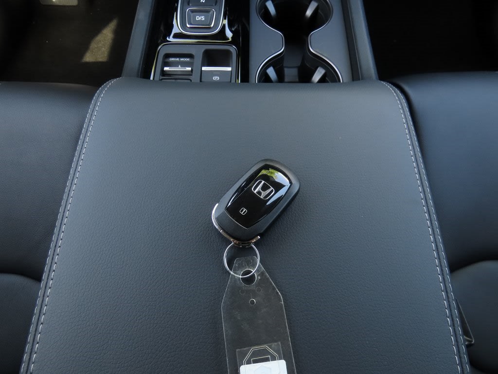 Thumbnail: 2025 Honda Pilot - 18