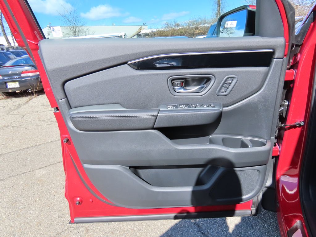 Thumbnail: 2026 Honda Pilot - 21