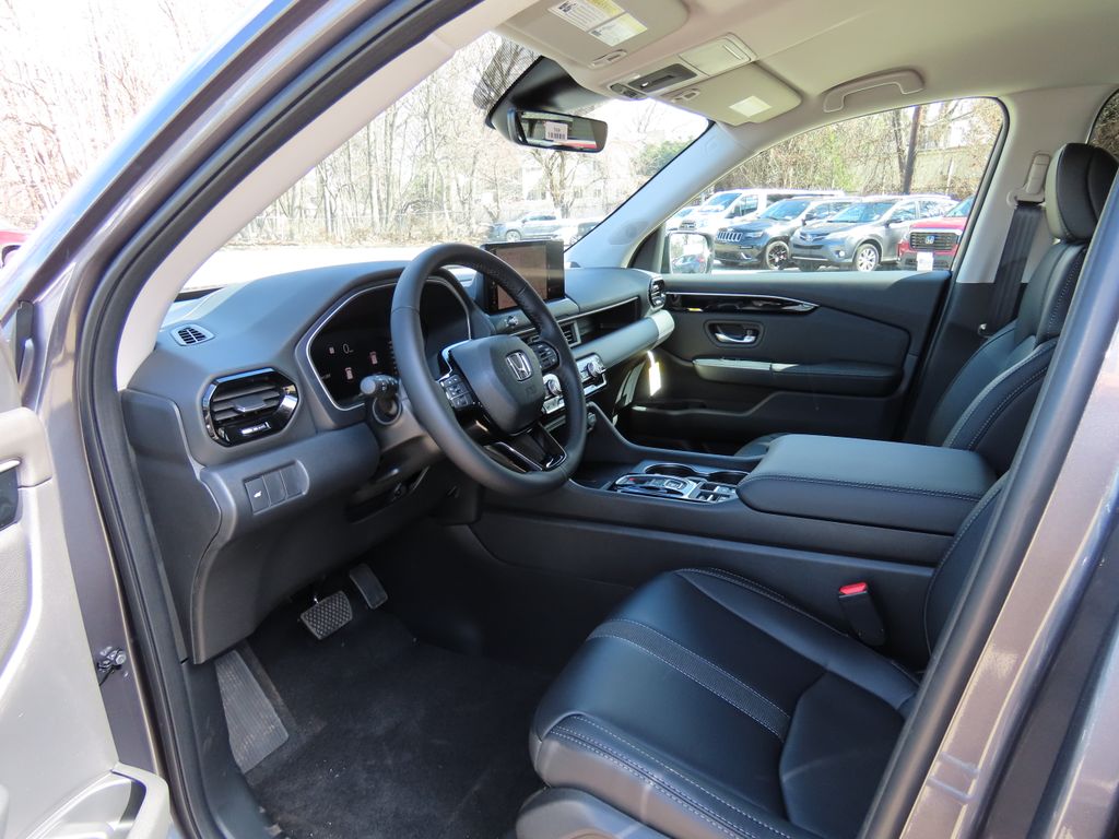 Thumbnail: 2026 Honda Pilot - 10