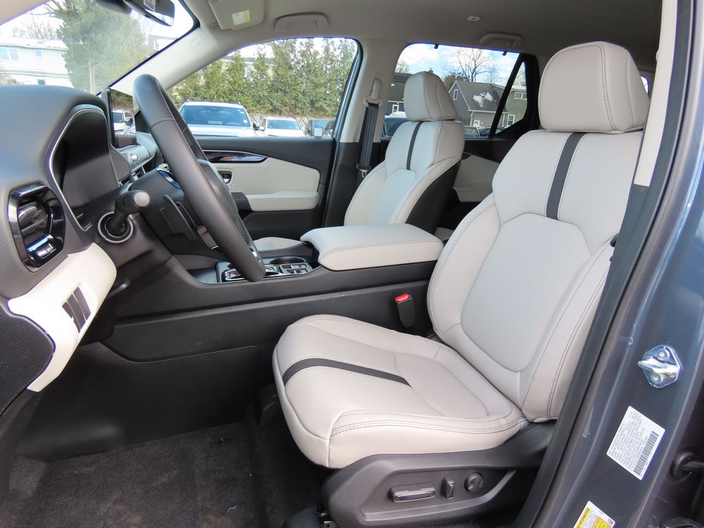 Thumbnail: 2026 Honda Pilot - 11