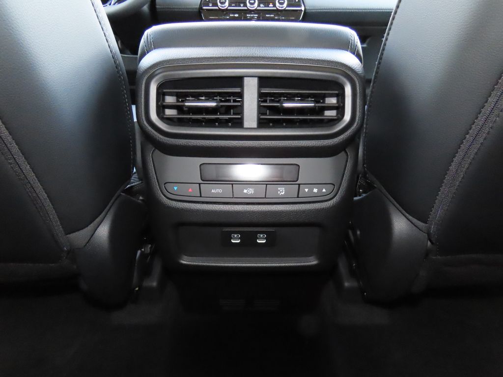 Thumbnail: 2026 Honda Pilot - 27