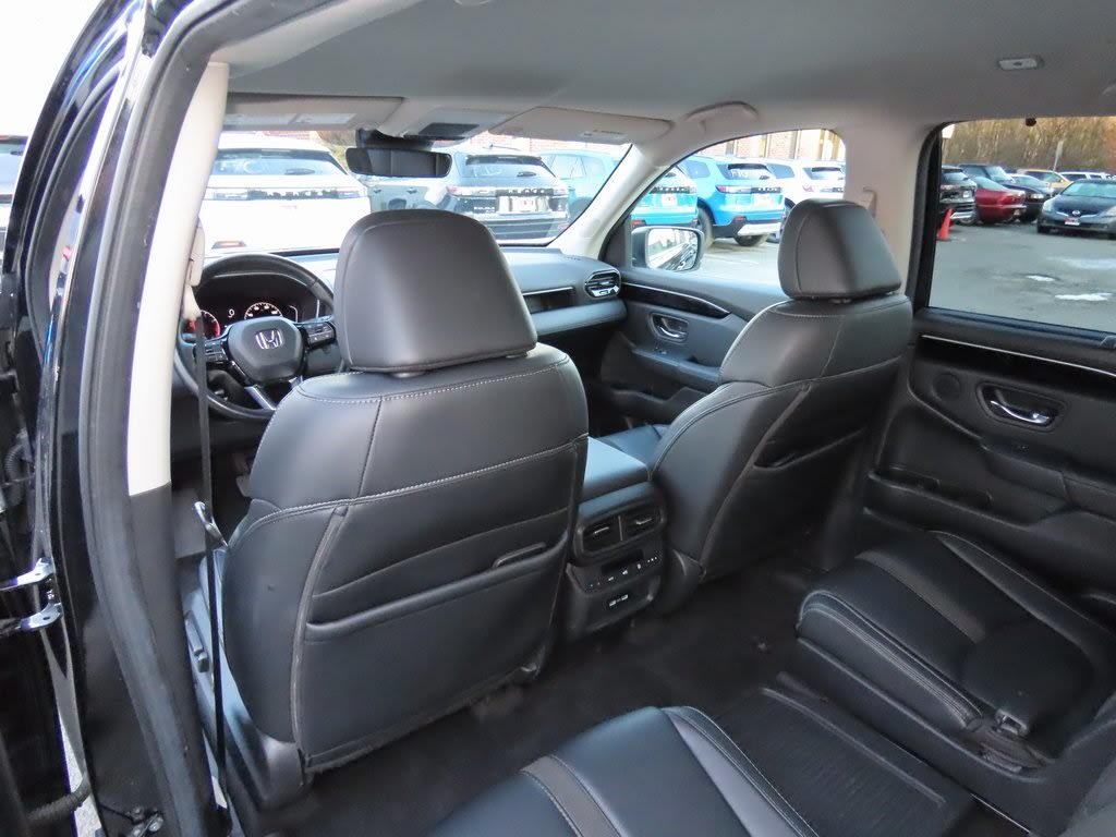 Thumbnail: 2023 Honda Pilot - 23