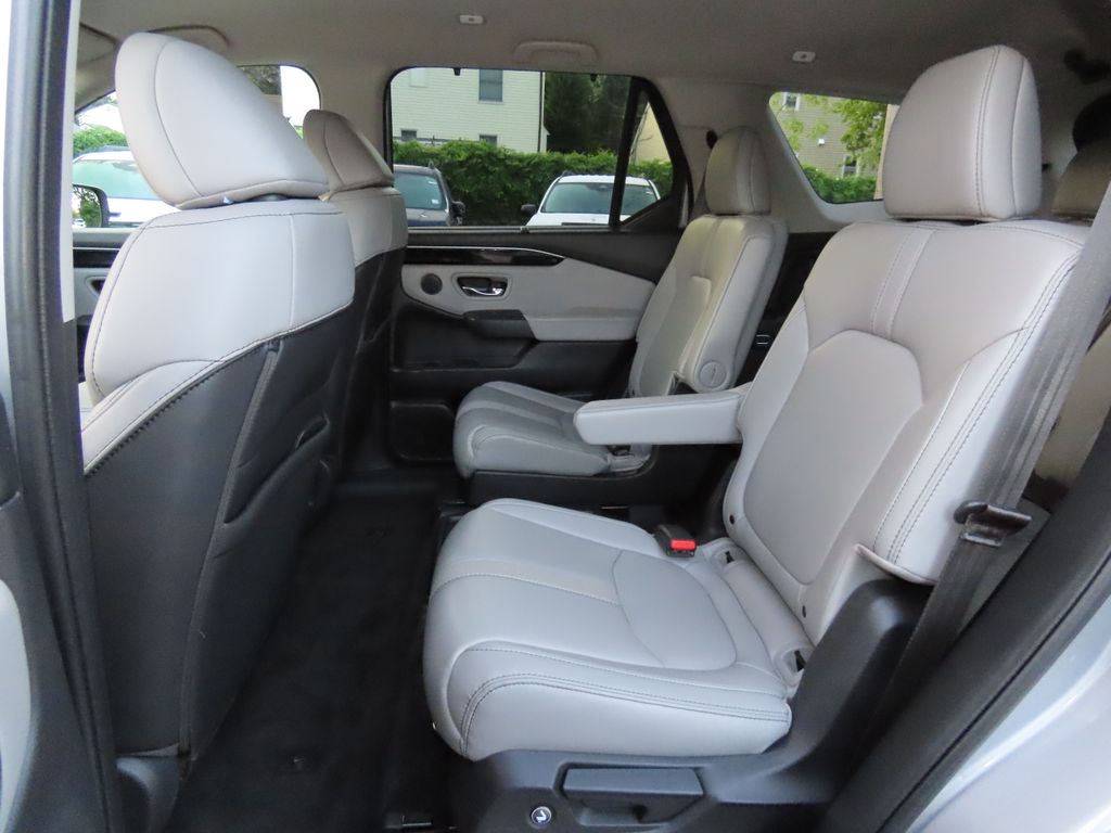 Thumbnail: 2023 Honda Pilot - 12