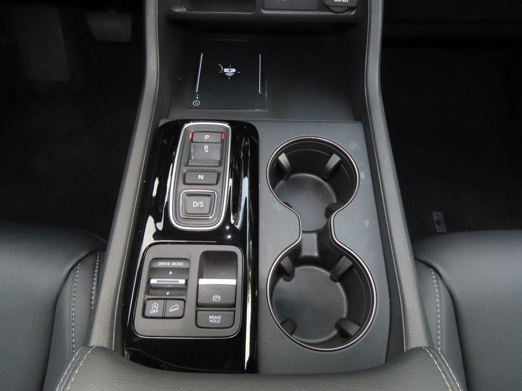 Thumbnail: 2023 Honda Pilot - 16