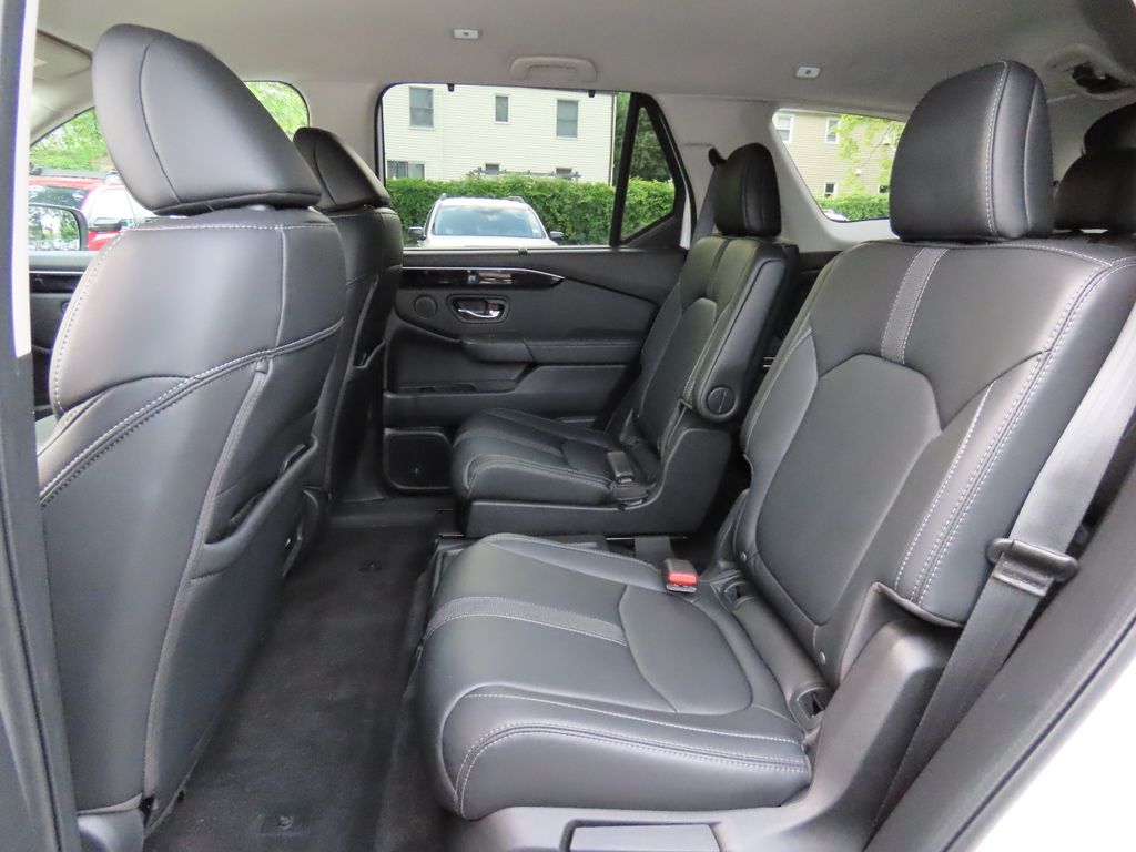 Thumbnail: 2023 Honda Pilot - 13