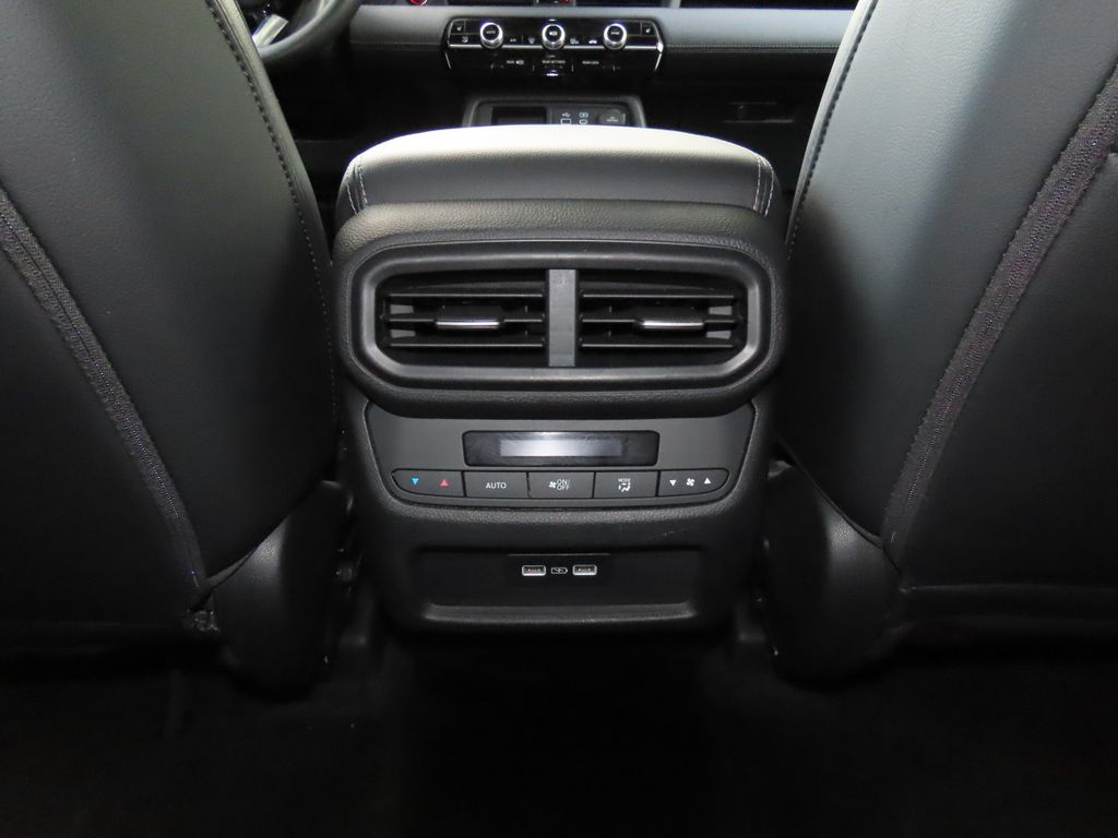 Thumbnail: 2023 Honda Pilot - 28