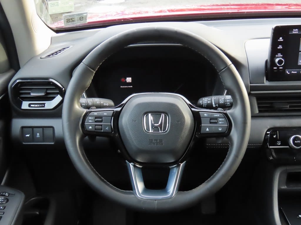 Thumbnail: 2023 Honda Pilot - 9