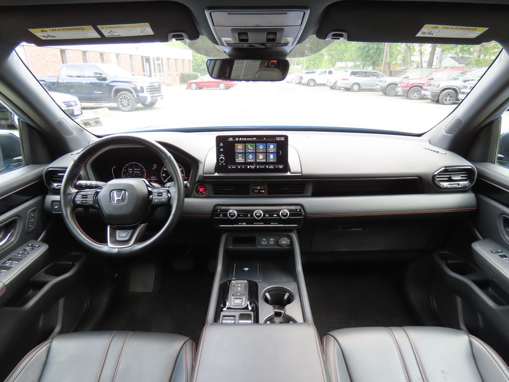 Thumbnail: 2023 Honda Pilot - 8