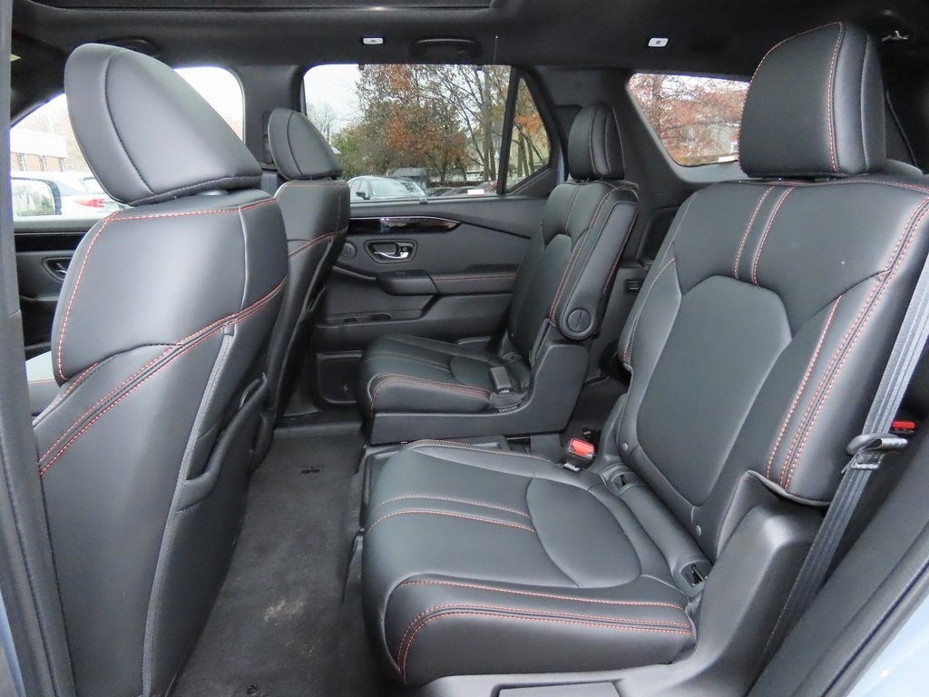 Thumbnail: 2025 Honda Pilot - 13