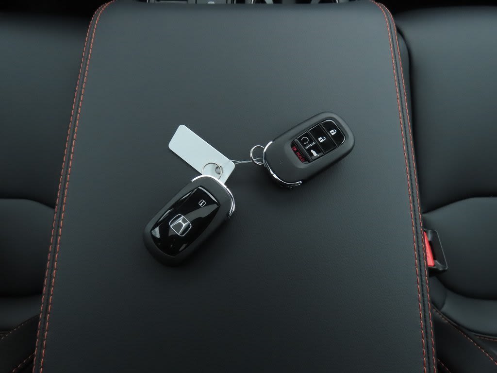 Thumbnail: 2025 Honda Pilot - 25