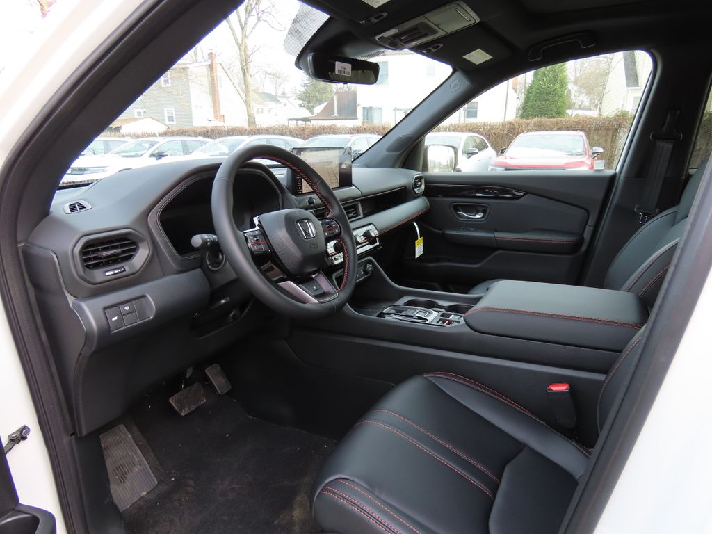 Thumbnail: 2026 Honda Pilot - 10