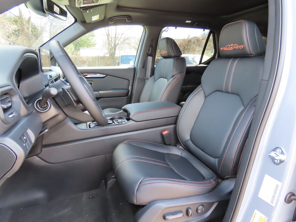 Thumbnail: 2026 Honda Pilot - 12