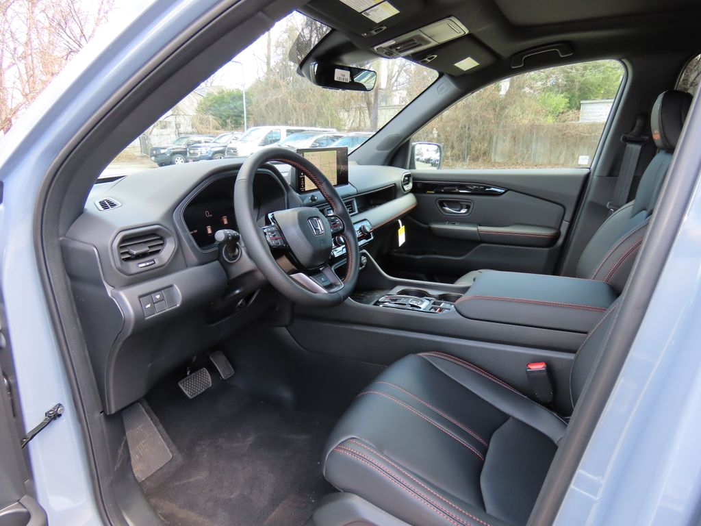 Thumbnail: 2026 Honda Pilot - 11