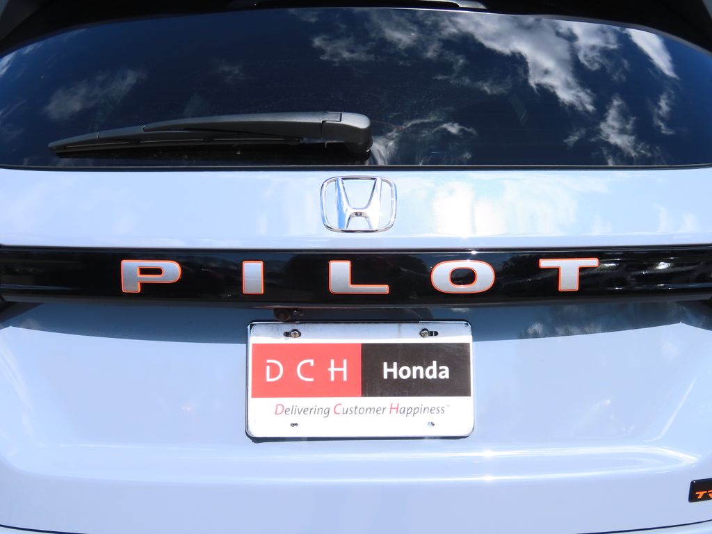 Thumbnail: 2026 Honda Pilot - 18