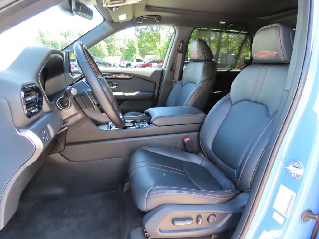 Thumbnail: 2023 Honda Pilot - 12