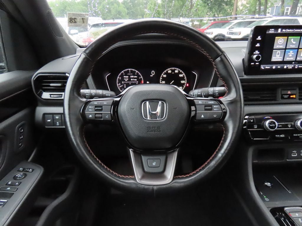 Thumbnail: 2023 Honda Pilot - 14
