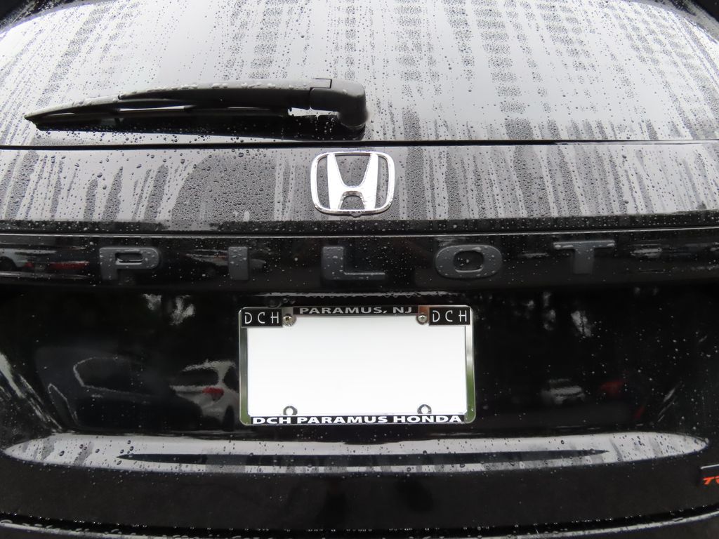 Thumbnail: 2023 Honda Pilot - 7