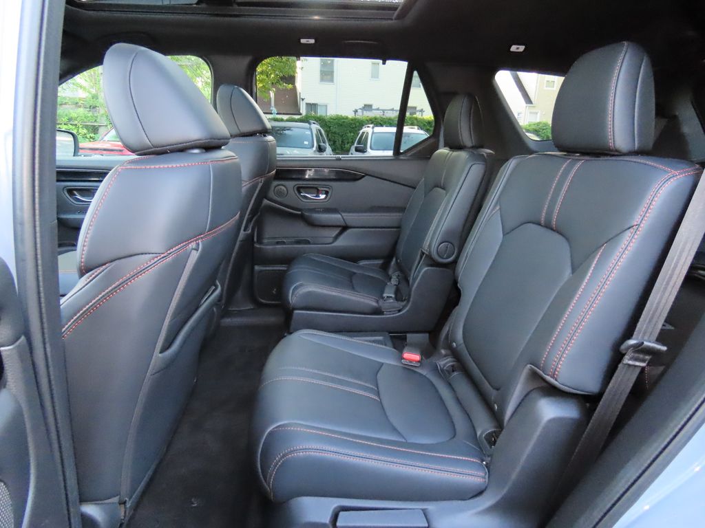 Thumbnail: 2023 Honda Pilot - 13