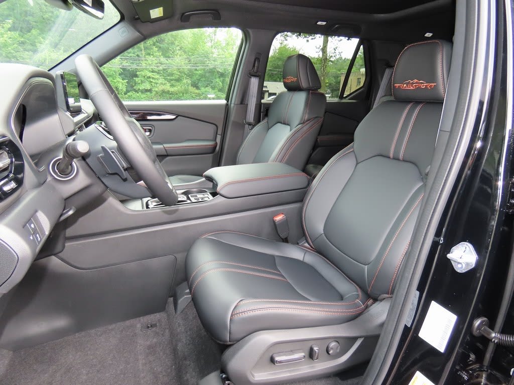 Thumbnail: 2025 Honda Pilot - 12