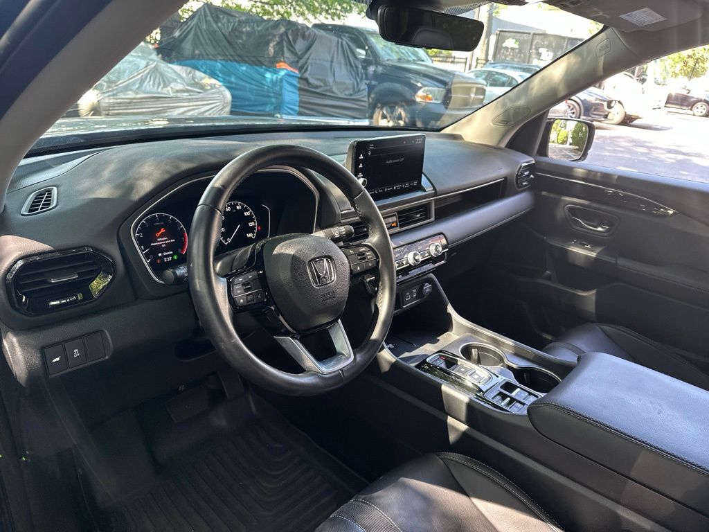 Thumbnail: 2023 Honda Pilot - 7