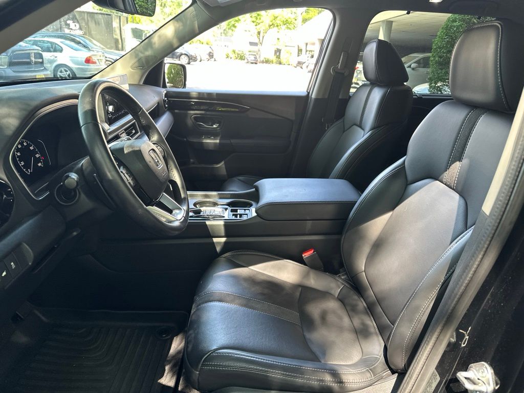 Thumbnail: 2023 Honda Pilot - 8
