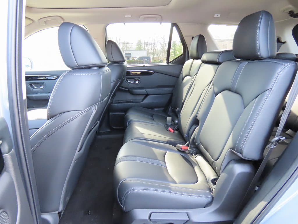 Thumbnail: 2025 Honda Pilot - 13