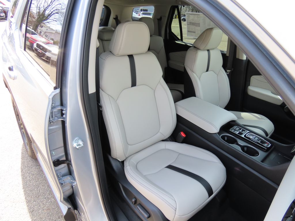 Thumbnail: 2026 Honda Pilot - 12
