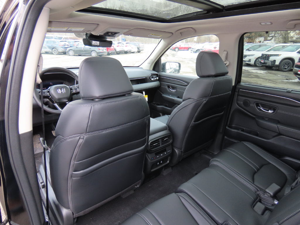 Thumbnail: 2026 Honda Pilot - 22