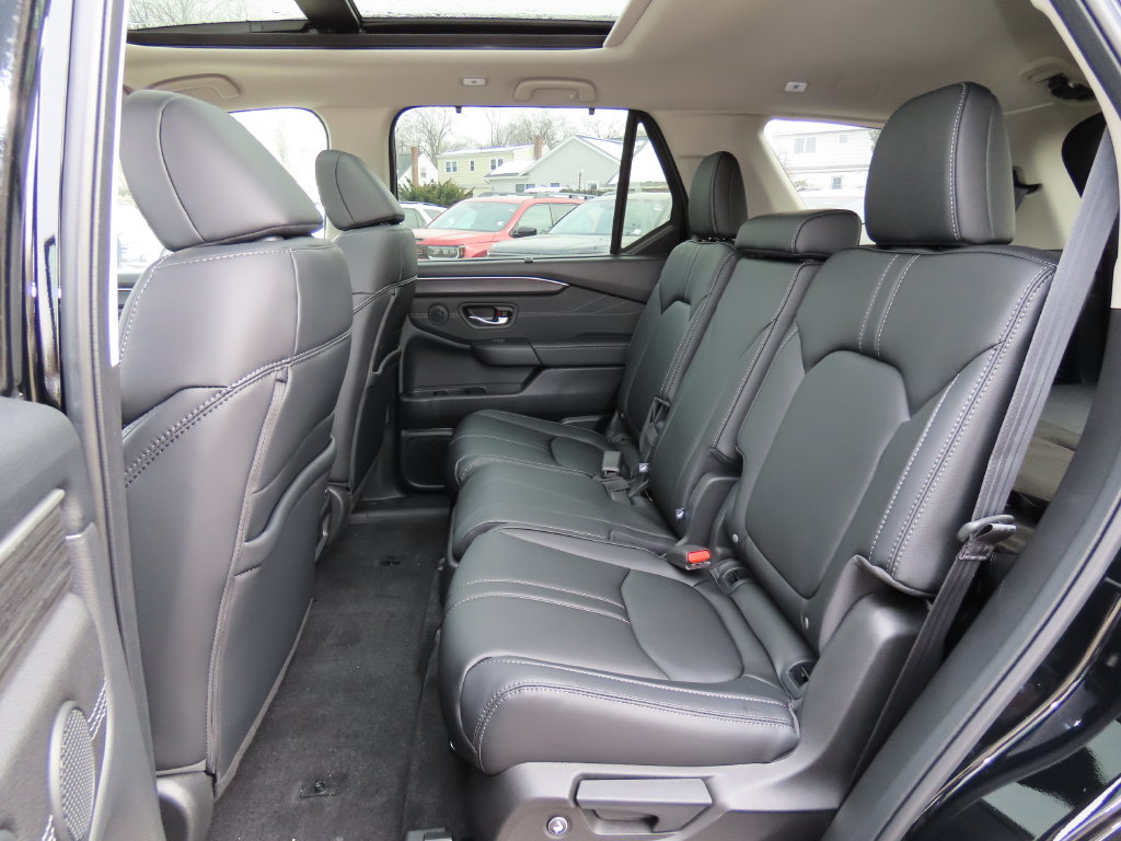 Thumbnail: 2026 Honda Pilot - 13