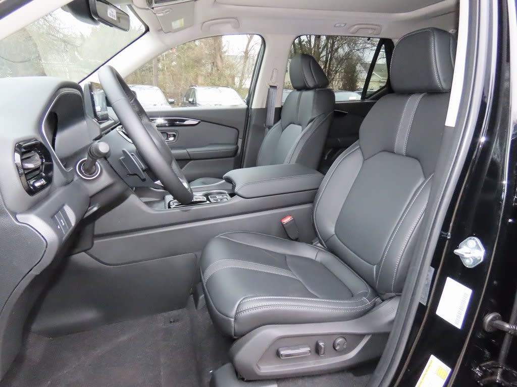 Thumbnail: 2025 Honda Pilot - 11