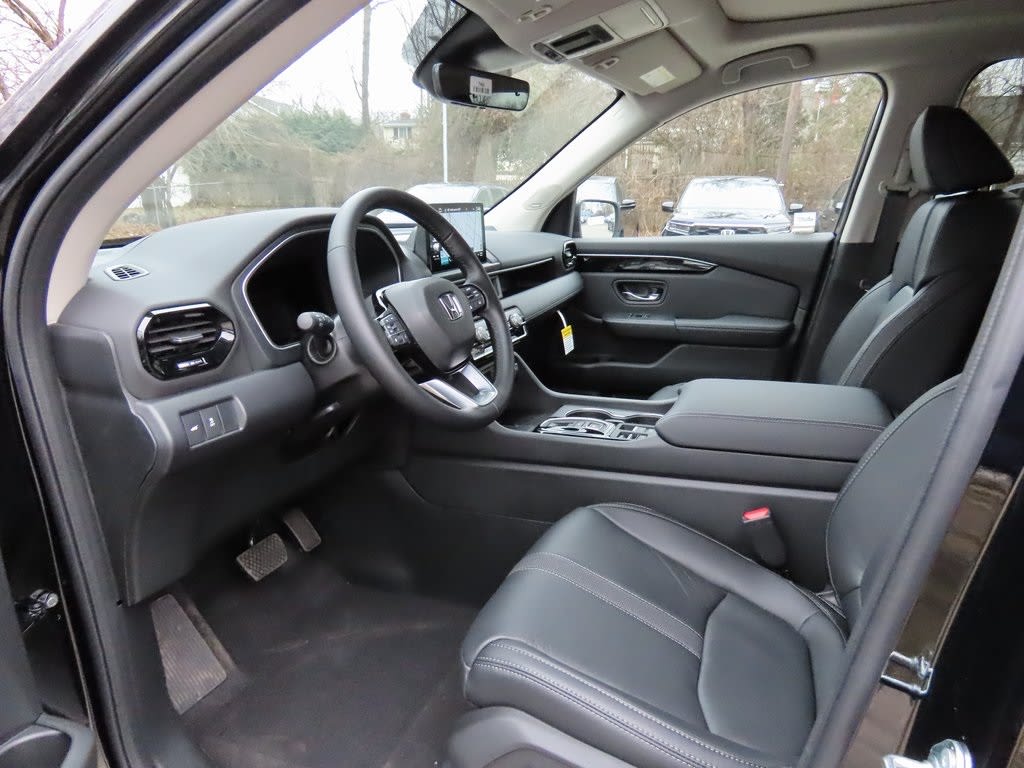 Thumbnail: 2025 Honda Pilot - 10