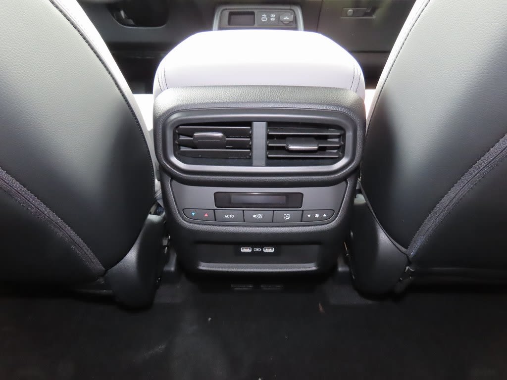 Thumbnail: 2025 Honda Pilot - 26