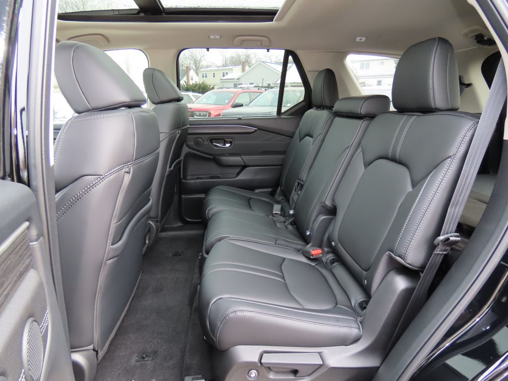 Thumbnail: 2026 Honda Pilot - 13