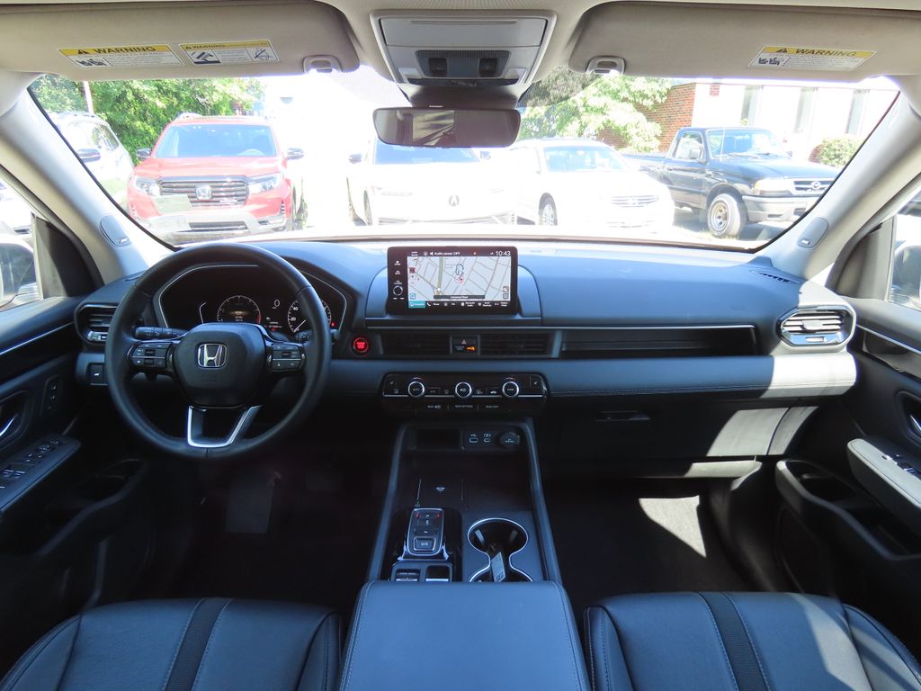 Thumbnail: 2025 Honda Pilot - 10