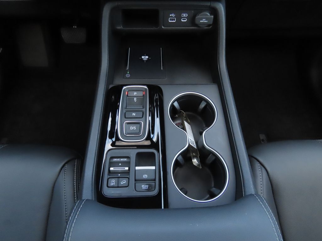 Thumbnail: 2024 Honda Pilot - 15