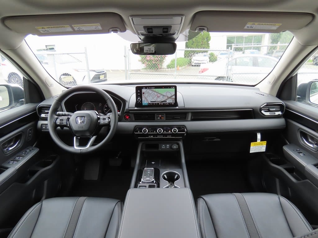 Thumbnail: 2025 Honda Pilot - 9