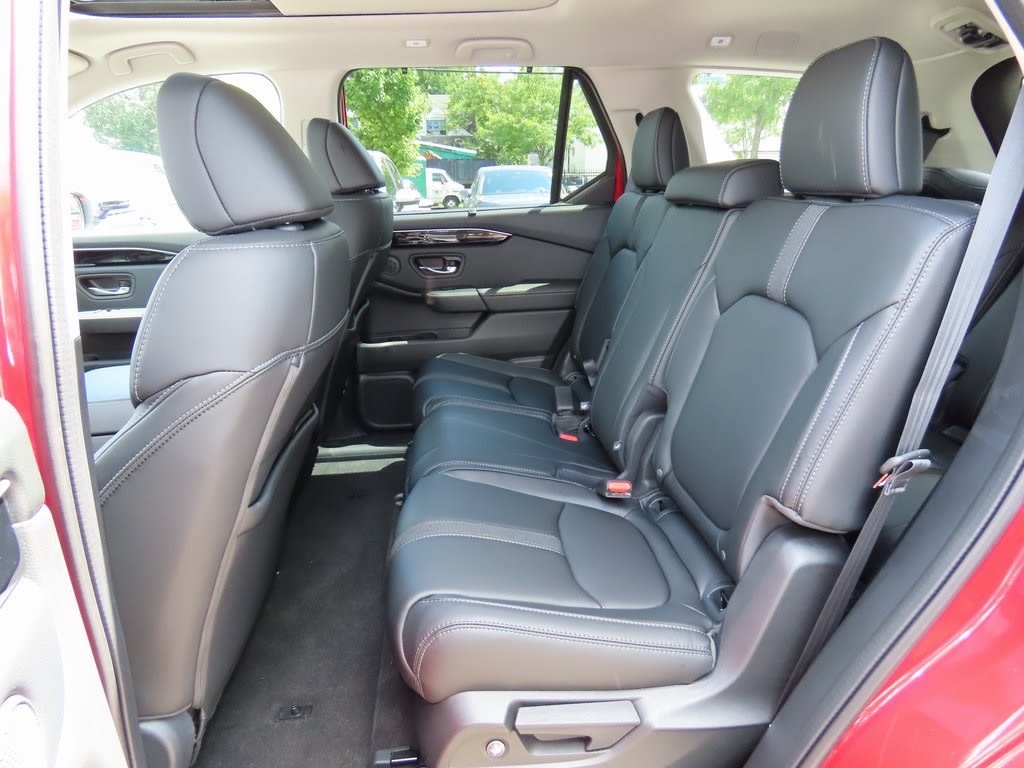 Thumbnail: 2025 Honda Pilot - 13