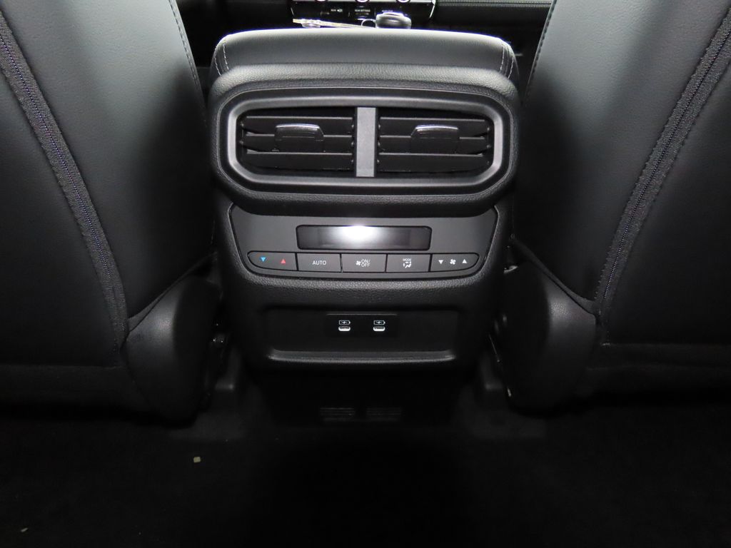 Thumbnail: 2026 Honda Pilot - 30
