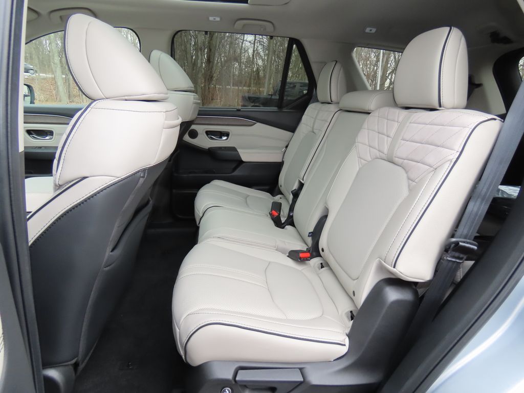 Thumbnail: 2026 Honda Pilot - 13