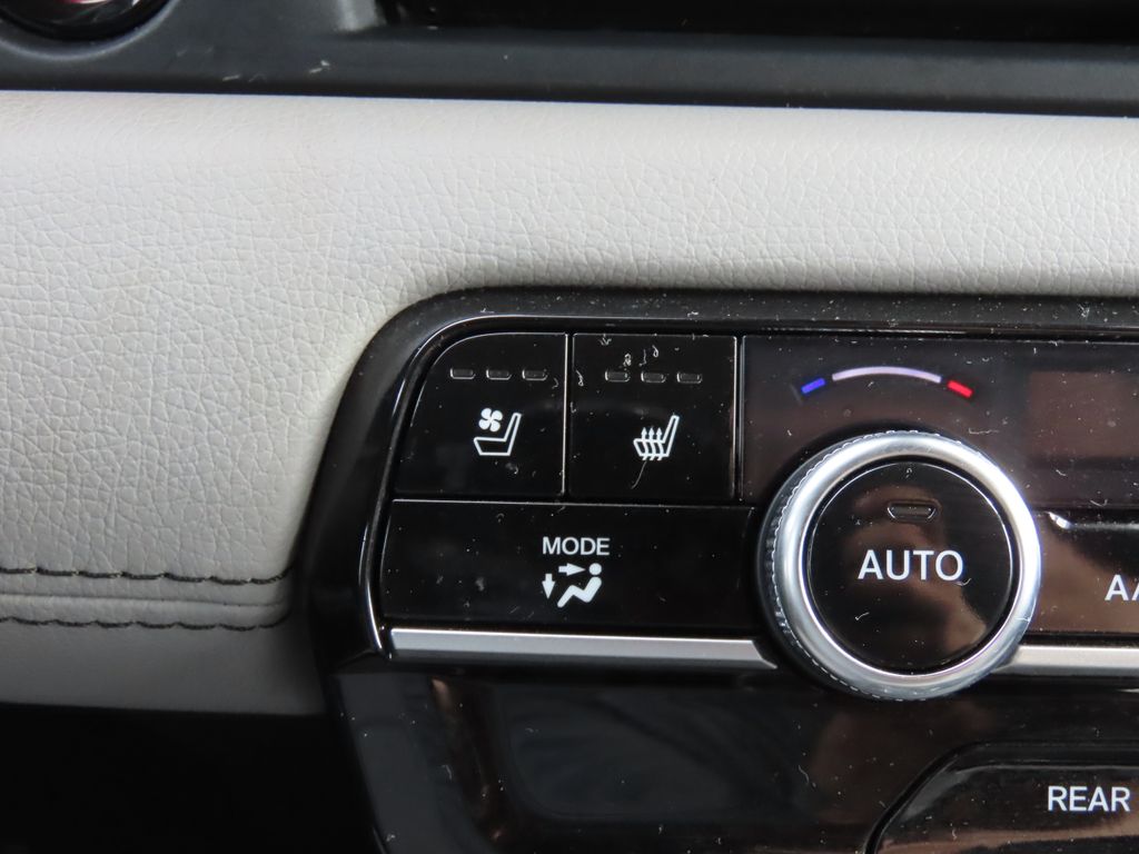 Thumbnail: 2023 Honda Pilot - 31