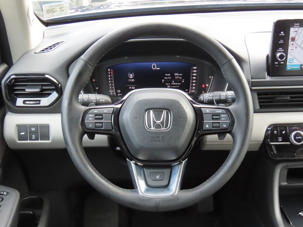 Thumbnail: 2023 Honda Pilot - 10