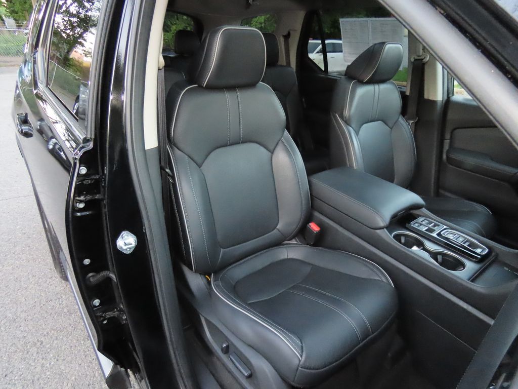 Thumbnail: 2023 Honda Pilot - 12