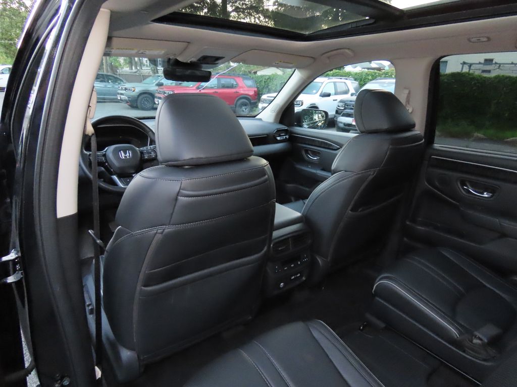 Thumbnail: 2023 Honda Pilot - 22