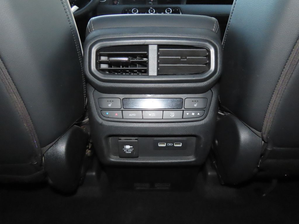 Thumbnail: 2023 Honda Pilot - 32